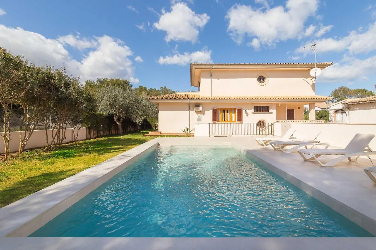Calma Holiday home Son Serra de Marina Chalet